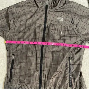The North Face Women’s Windbreaker thumbnail 14