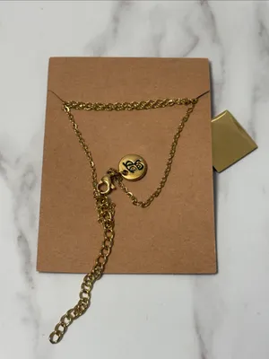 Plunder Gold Square Pendant Necklace with Engraved Sentiment thumbnail 4