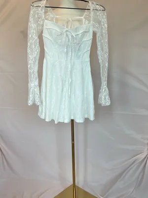 PrettyLittleThing White Lace Long Sleeve Mini Dress thumbnail 3