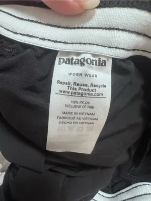 Patagonia Women’s Black Athletic Stretch Shorts thumbnail 4