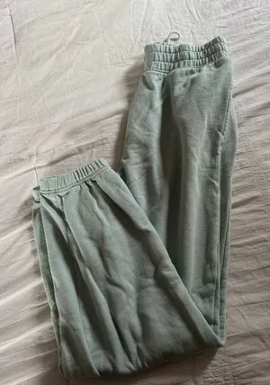 American Eagle Sweatpants thumbnail 1