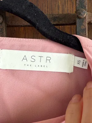 Astr Pink Open Back Flutter-Sleeve Maxi Dress Size XS thumbnail 2