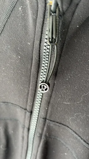 Lululemon Define Jacket in black size 4 thumbnail 2