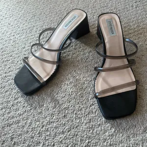 Steve Madden sandals thumbnail 5