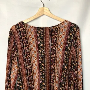 Daytrip Boho Button Down Floral V-Neck Flowy Long‎ Sleeve Top L thumbnail 8