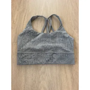 Lululemon Energy Bra Medium Support Size 4 thumbnail 3