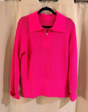 Source Unknown Hot Pink Collared Zip-Neck Women's Sweater thumbnail 1