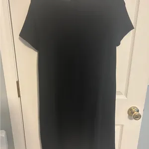 Classic Black Women's Dress Size M thumbnail 4