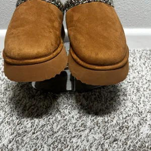 Steve Madden SELDEN TAN Platform Cozy Slip On Mule Size 8.5 thumbnail 4
