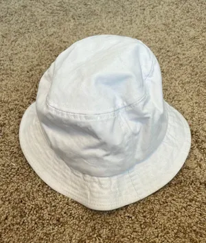 White Bucket Hat thumbnail 1