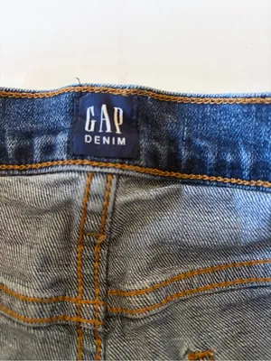 Woman’s Gap Denim Jean Shorts 4-5” Inseam Size 32 Medium Dark Wash Cutoff thumbnail 4