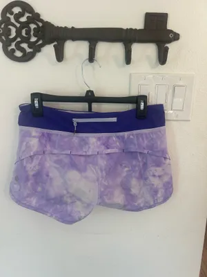 Vintage lululemon Tie-Dye Women's speed up shorts thumbnail 2