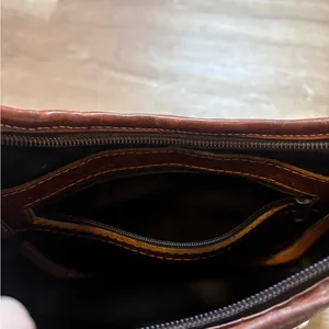 Montana Silversmiths Leather Cowhide Shoulder Bag thumbnail 6