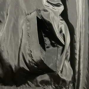 Outer Edge Cropped Blk windbreaker sz M thumbnail 5