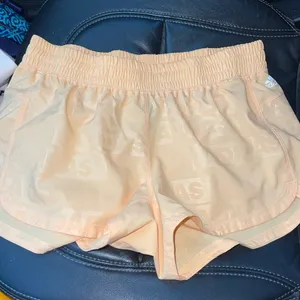 Adidas shorts thumbnail 2
