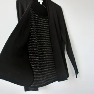 NWOT Charter Club Black Silver Metallic Cardigan Long-Sleeve Blouse Medium thumbnail 2