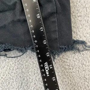 VTG Levi's 510 Jean Shorts Women 6 Black Lower Rise Slim Fit Distressed Cutoff thumbnail 9