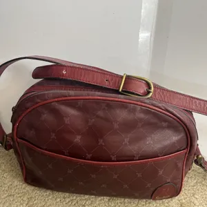 Italian Red Leather Shoulder Bag Logo Quiet Luxury Classic Business Professional thumbnail 13