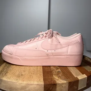 Womens Nike Blazer Low Platform Pink Rose Sneaker Size 10 Sportswear Dj0292-600 thumbnail 6