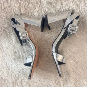 PrettyLittleThing SILVER METALLIC THICK STRAP BLOCK HEELED SANDALS NWT - SIZE 8 thumbnail 8