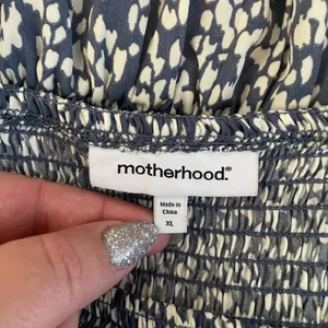 Motherhood Maternity Women XL Blue White Smocked Babydoll Top Long Sleeve thumbnail 8