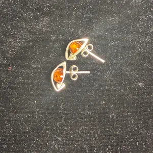 Baltic Honey Amber Stud Earrings: Sterling Silver Gemstone thumbnail 8