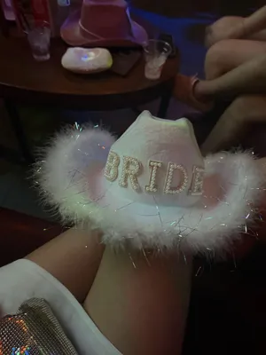 White 'BRIDE' Feather Trim Cowgirl Hat thumbnail 2