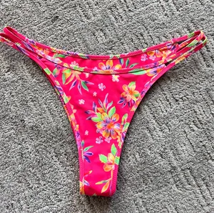 Kulani Kinis Bikini Set thumbnail 7