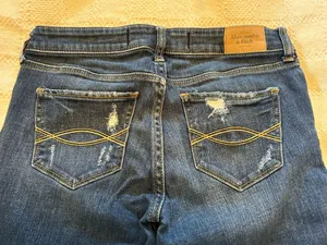 Abercrombie & Fitch Super Skinny Low rise Jeans Size 4R thumbnail 3