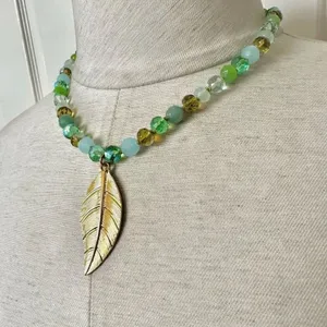 Cookie Lee green glass bead crystal leaf pendant necklace thumbnail 2
