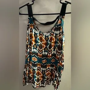Willow & Clay Geometric Boho Pattern Top Size‎ Medium thumbnail 5