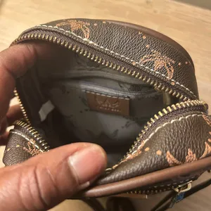 Wendy Keen Brown Crossbody Bag thumbnail 8