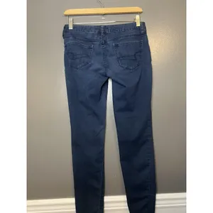 American Eagle Outfitters Jeans Womens 6 Blue Dark Wash Jegging Stretch Denim thumbnail 4