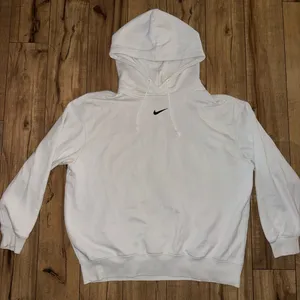 White Nike sweatshirt thumbnail 1