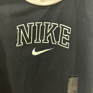 Nike Black Racerback Tank Top size Large NWT thumbnail 2