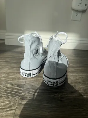 Converse Chuck Taylor All Star High Top Sneakers Women’s 9 Light Gray thumbnail 5