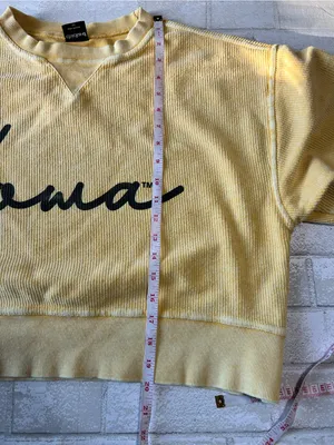 University of Iowa Yellow Corded Cropped Game Day Sweatshirt size Medium thumbnail 5