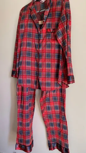 Victoria Secret Pajama Satin Set Ted Women Lounge Size Large Winter Christmas thumbnail 1
