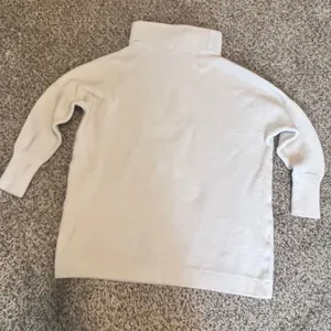 Free People Soft Ribbed White long sleeve‎ sweater thumbnail 2