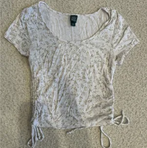 Wild Fable White Floral Crip Top thumbnail 1