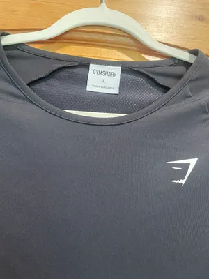 Gymshark Top thumbnail 2
