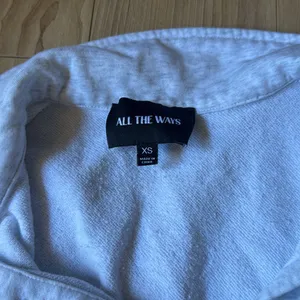 ALL THE WAYS Gray Sweater Size XS thumbnail 2
