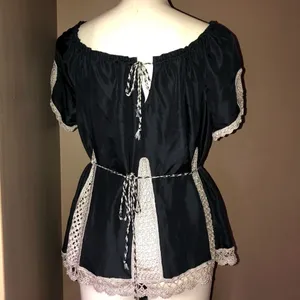 BCBGMAXAZRIA Pheasant Blouse 100% silk thumbnail 3