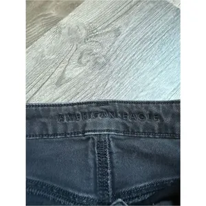 American Eagle Destroyed Mom Jeans High Rise Black Grunge 6 thumbnail 2