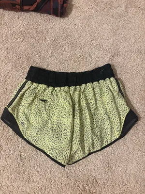 Lululemon Shorts thumbnail 3