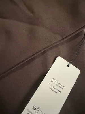 Alo Espresso Yoga Accolade pullover thumbnail 4