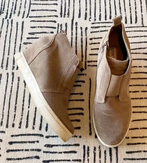 Steve Madden Flavy Taupe Suede Hidden Wedge High Top Sneakers 9 thumbnail 1