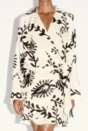 Zara Black and Cream Botanical Print Blouse thumbnail 1