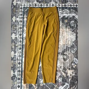Athleta Brooklyn‎ Ankle Pants Brass Yellow Mid Rise Pockets thumbnail 3
