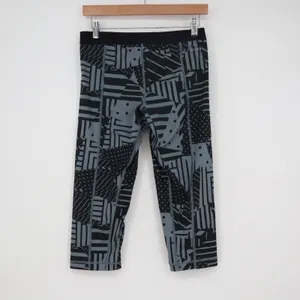 Nike Pro Dri-FIT Grey Black Geometric Patchwork Cropped Leggings Womens Medium thumbnail 5
